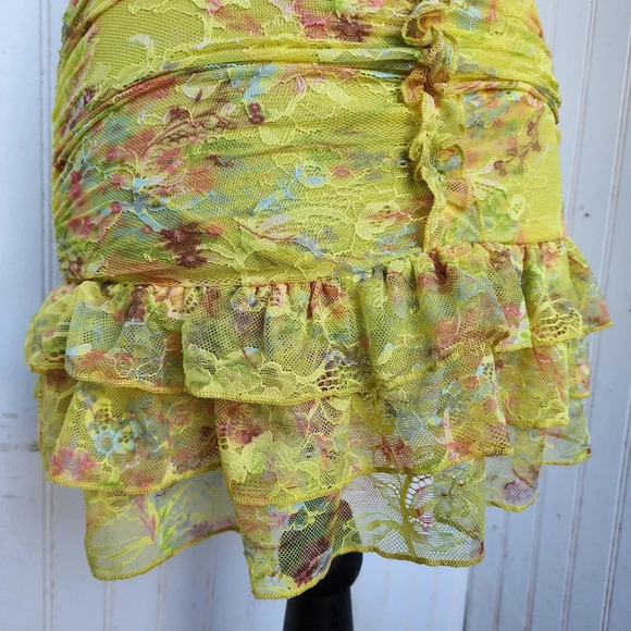 NWT Forever 21 Yellow Strapless Floral Mini Dress Stretch Sweetheart Women's S - Picture 3 of 15